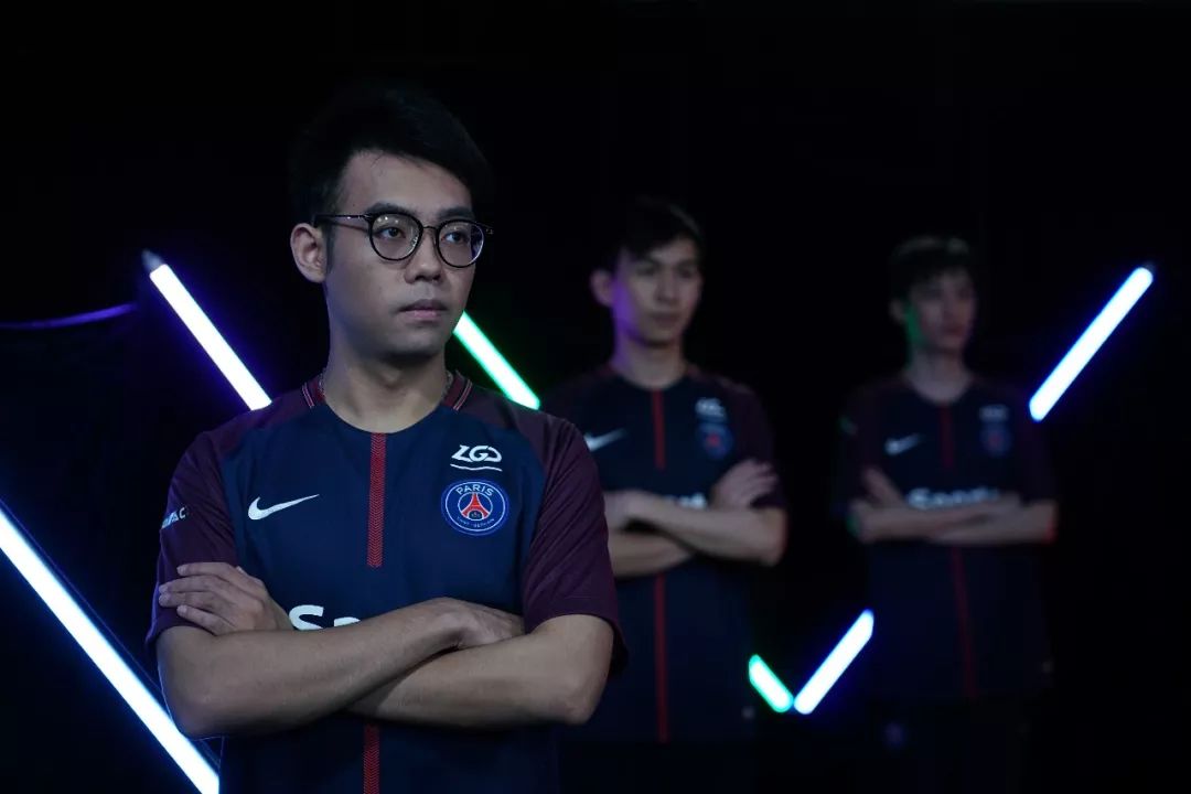 股绳 股绳